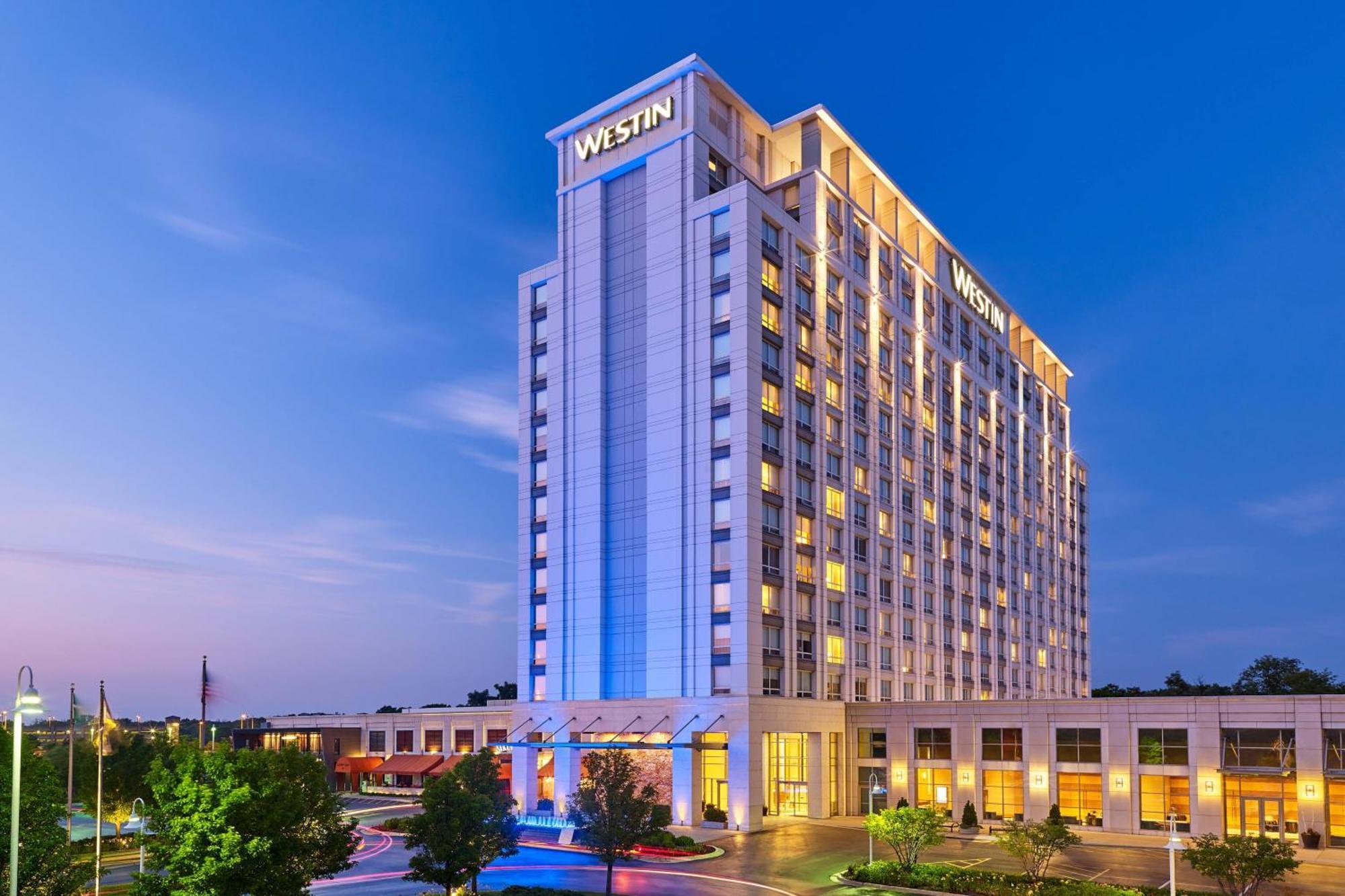 The Westin Chicago North Shore Hotel Wheeling Exterior photo